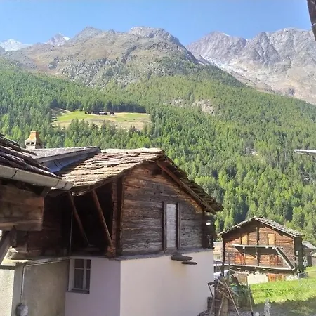 Le Charlot Chalet
